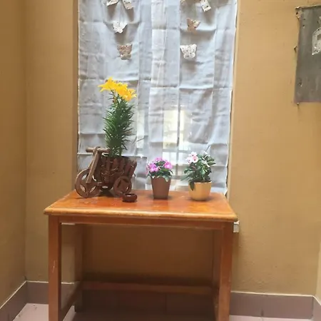Portici Di Via Piella Appartamento
